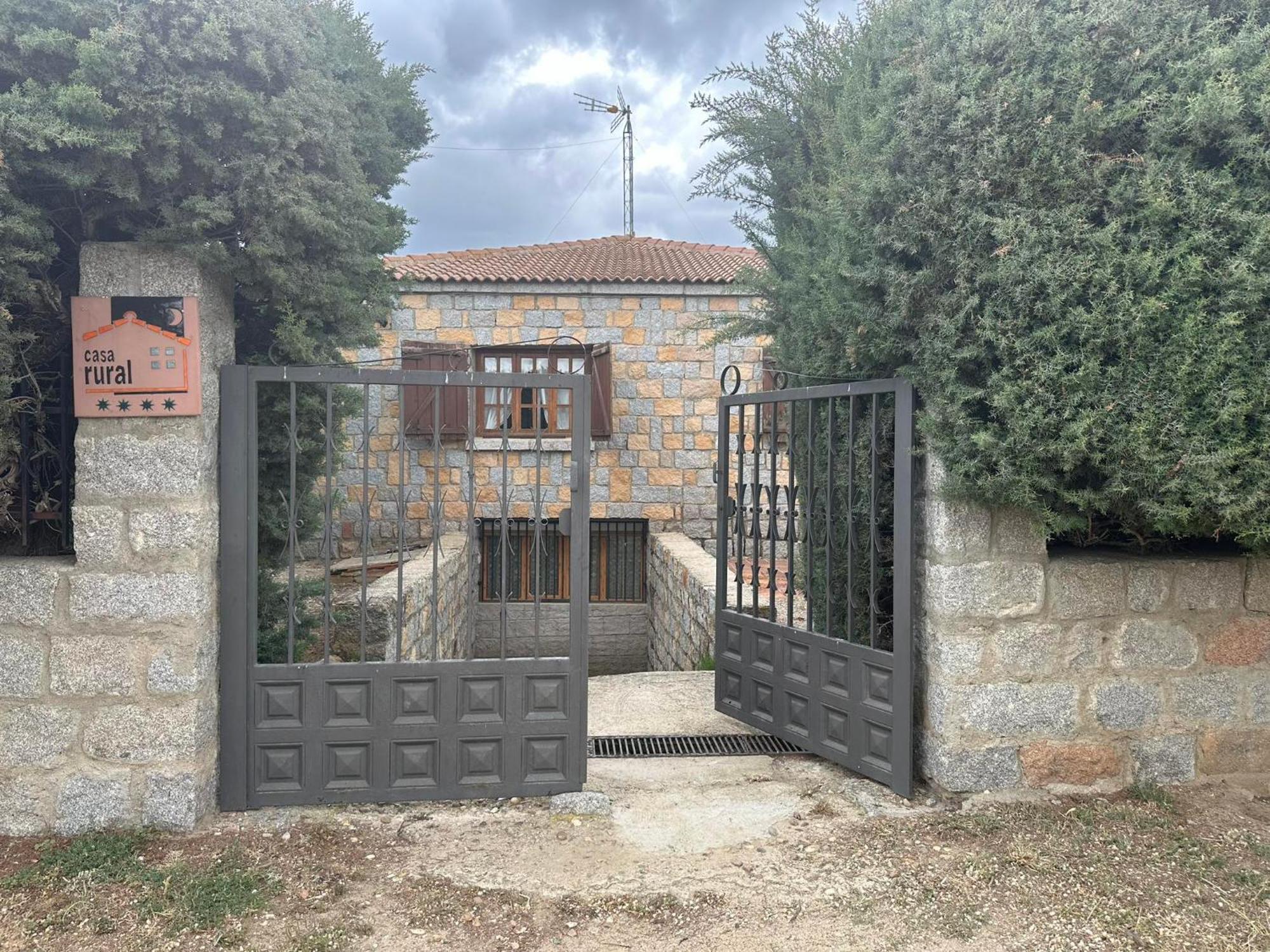La Serrada Casa Rural El Cordel المظهر الخارجي الصورة